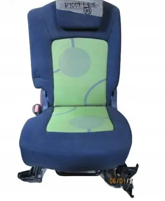Peugeot 1007 Rear seat 