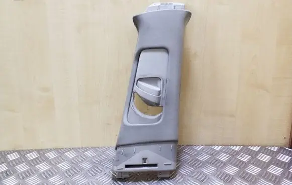 Toyota Avensis T270 (B) pillar trim (top) 6241005030 7302305020