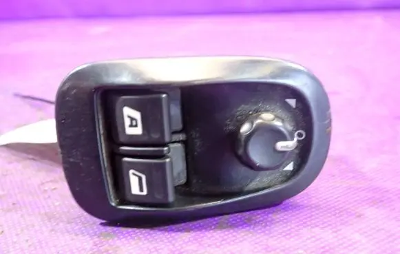 Peugeot 206 Quarter vent window switch 