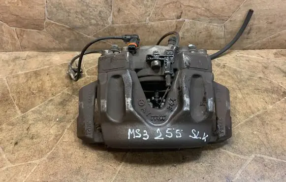 Mercedes-Benz SLK R172 Front brake caliper 