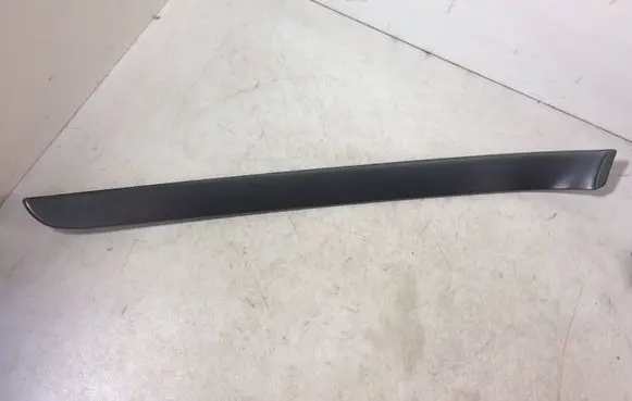Audi A4 S4 B7 8E 8H Front door trim bar 8E0867409