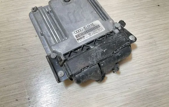 Audi A4 S4 B6 8E 8H Engine control unit/module 8E1910018 0281S01023 1039S03121