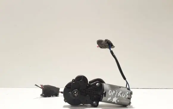 KIA Opirus Front door window regulator motor 41657310