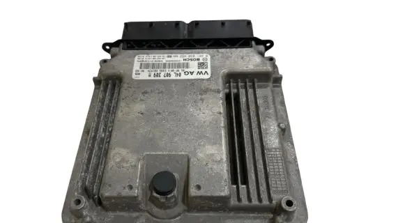 Volkswagen PASSAT B8 Engine control unit/module 04L907309M 0281030462