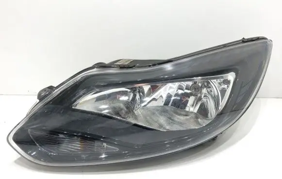 Ford Focus Headlight/headlamp BM51-13W030-CL