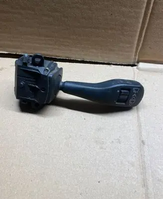 BMW 5 E39 Indicator stalk 8363669 01204020