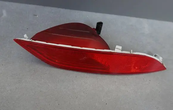 Volvo V40 Rear fog light 31395551 VCCY55X AL212102