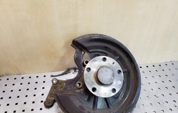 Audi A3 S3 8P Rear wheel hub