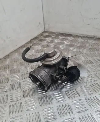 Audi A4 S4 B6 8E 8H Throttle valve