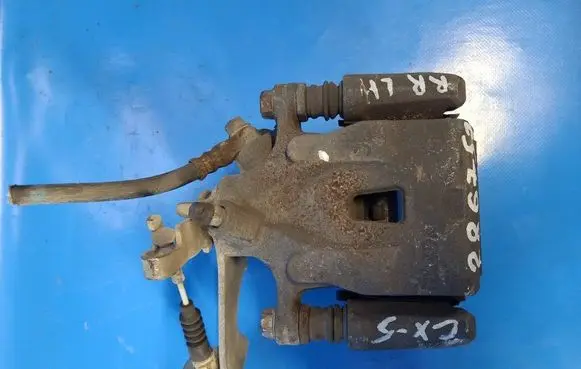 Mazda CX-5 Front brake caliper K0Y12699ZA