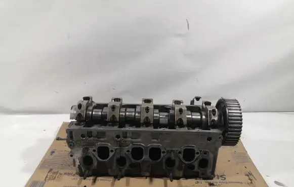 Volkswagen PASSAT B6 Engine head 038103373R BMP
