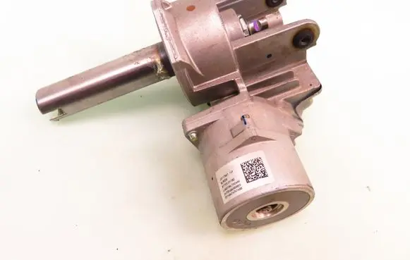 Steering wheel axle set