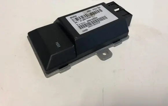 BMW 7 E65 E66 Steering rack control module 32306764735 6764735