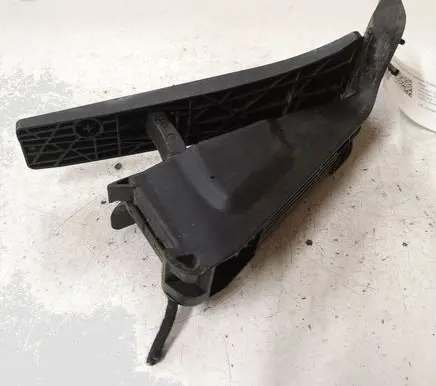 BMW 1 F20 F21 Accelerator throttle pedal 17549301 35426853176 6PV01043532