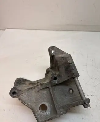 Volvo XC60 Engine mounting bracket 6G926P096FC