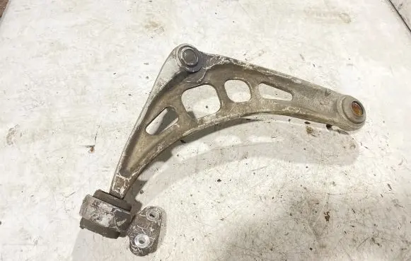 BMW 3 E46 Front lower control arm/wishbone 