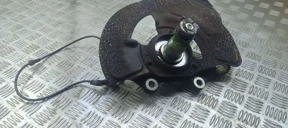 Mercedes-Benz E AMG W212 Front wheel hub
