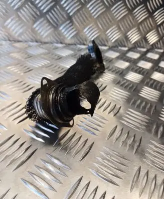 Ford Focus EGR valve line/pipe/hose 9674950180