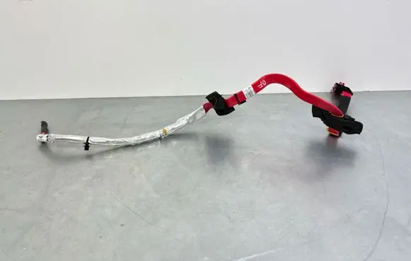 Land Rover Defender Positive cable (battery) L8B214305BB S8B214N184AB HPLA14A163CC