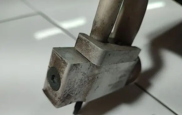 Air conditioning (A/C) expansion valve