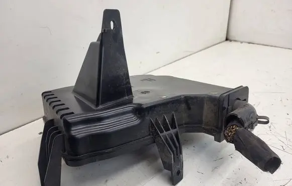 Volvo V40 Engine control unit box 31397339