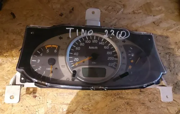 Nissan Almera Tino Speedometer (instrument cluster) BU010 0Z08912