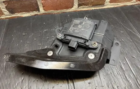 Mitsubishi Outlander Blind spot module 8638A228 0014005772 A2410C200023D