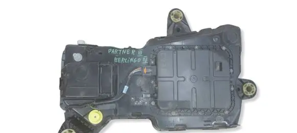 Peugeot Partner III AdBlue liquid reservoir 9832421480 230518192711