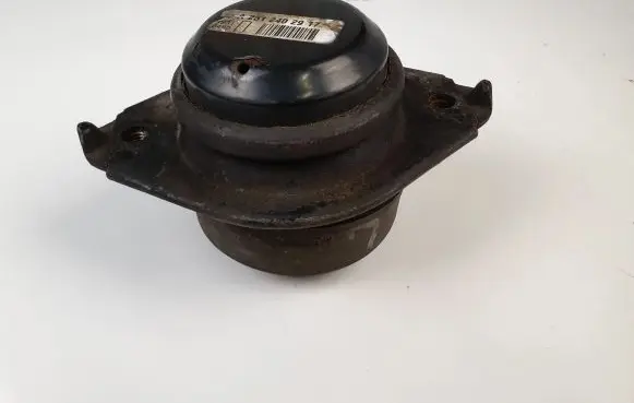 Mercedes-Benz ML W164 Engine mount bracket A2512402917