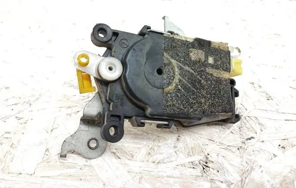 Subaru Forester SF Tailgate boot lock/latch motor 