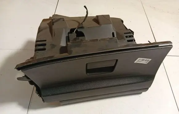 Ford S-MAX Glove box 6H21U06010