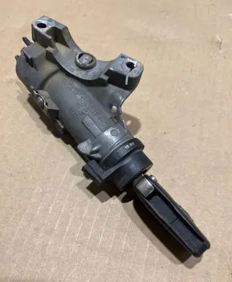 Audi A4 S4 B6 8E 8H Ignition lock 4B0905851G