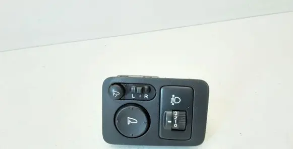 Honda CR-V Wing mirror switch M33212 M31062