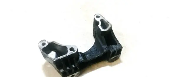 Mitsubishi Outlander Engine mounting bracket 6g9q6030ab