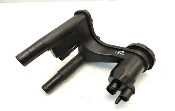 Peugeot 607 Breather/breather pipe/hose 4R8Q6A785AE