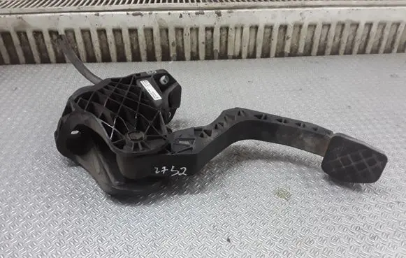 Clutch pedal