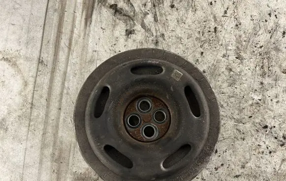 Mercedes-Benz A W176 Crankshaft pulley A6510351412