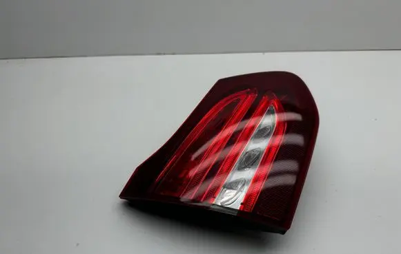 Mercedes-Benz C W205 Tailgate rear/tail lights A2059065900