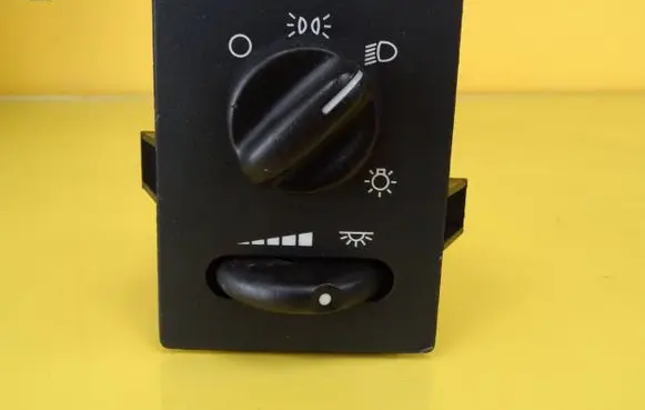 Opel Sintra Light switch 10246287