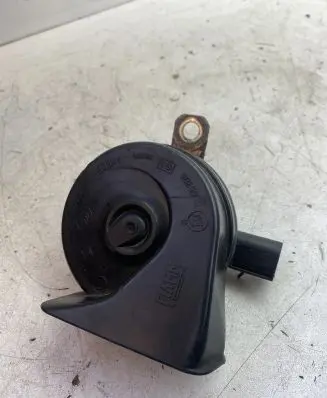Volkswagen PASSAT B8 Horn signal 5Q0951221