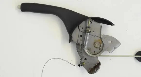 Toyota Avensis T250 Hand brake release handle 