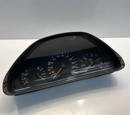 Mercedes-Benz E W210 Speedometer (instrument cluster) A2105403648 2105403648
