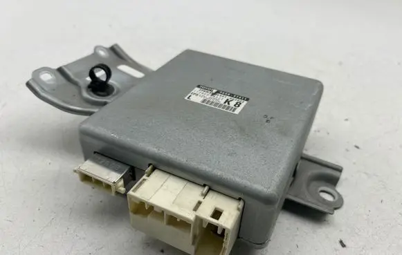 Toyota Prius+ (ZVW40) Power steering control unit/module 8965047411 1129004222 L501003922
