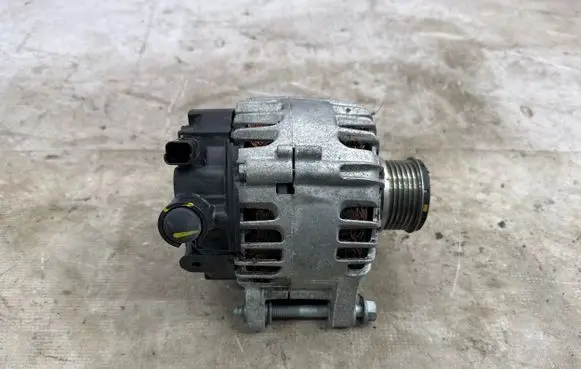Peugeot 308 Generator/alternator 9835688980 223753726 2740557F