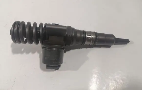 Audi A3 S3 8P Fuel injector 036130073BX 0986441530