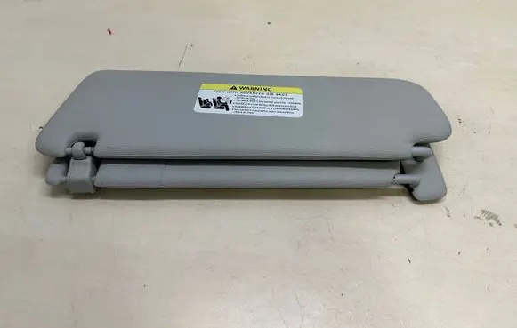 Volkswagen Touareg II Sun visor 7P6857552B 7P6857552