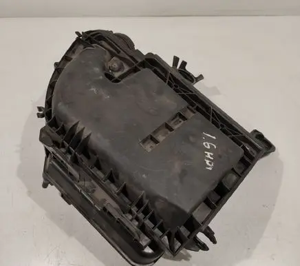 Citroen C4 II Air filter box 9673061080