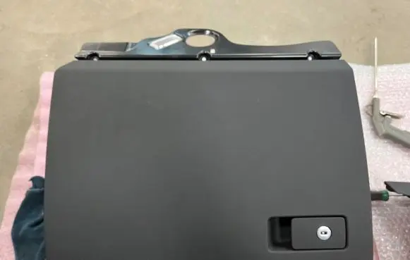 Volkswagen PASSAT B7 Glove box 3C1857097BK 3C1857097