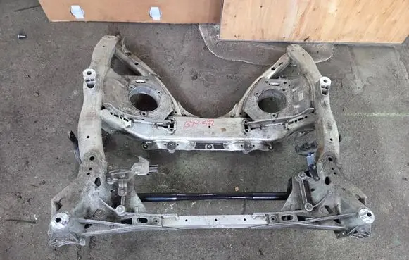 BMW 5 G30 G31 G38 Front subframe 6861106 6873464 600479483