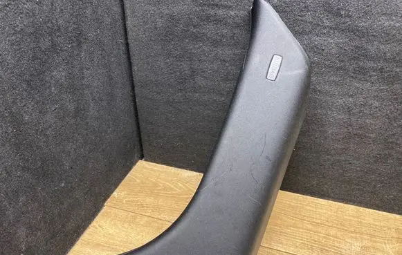 Jaguar XF X260 (D)pillar trim (top) JX63519A96A